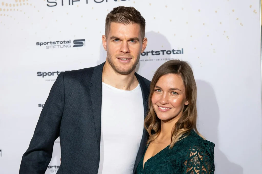Laura Terodde: Ehefrau von Simon Terodde, Kinder, Hochzeit und Privatleben laura terodde